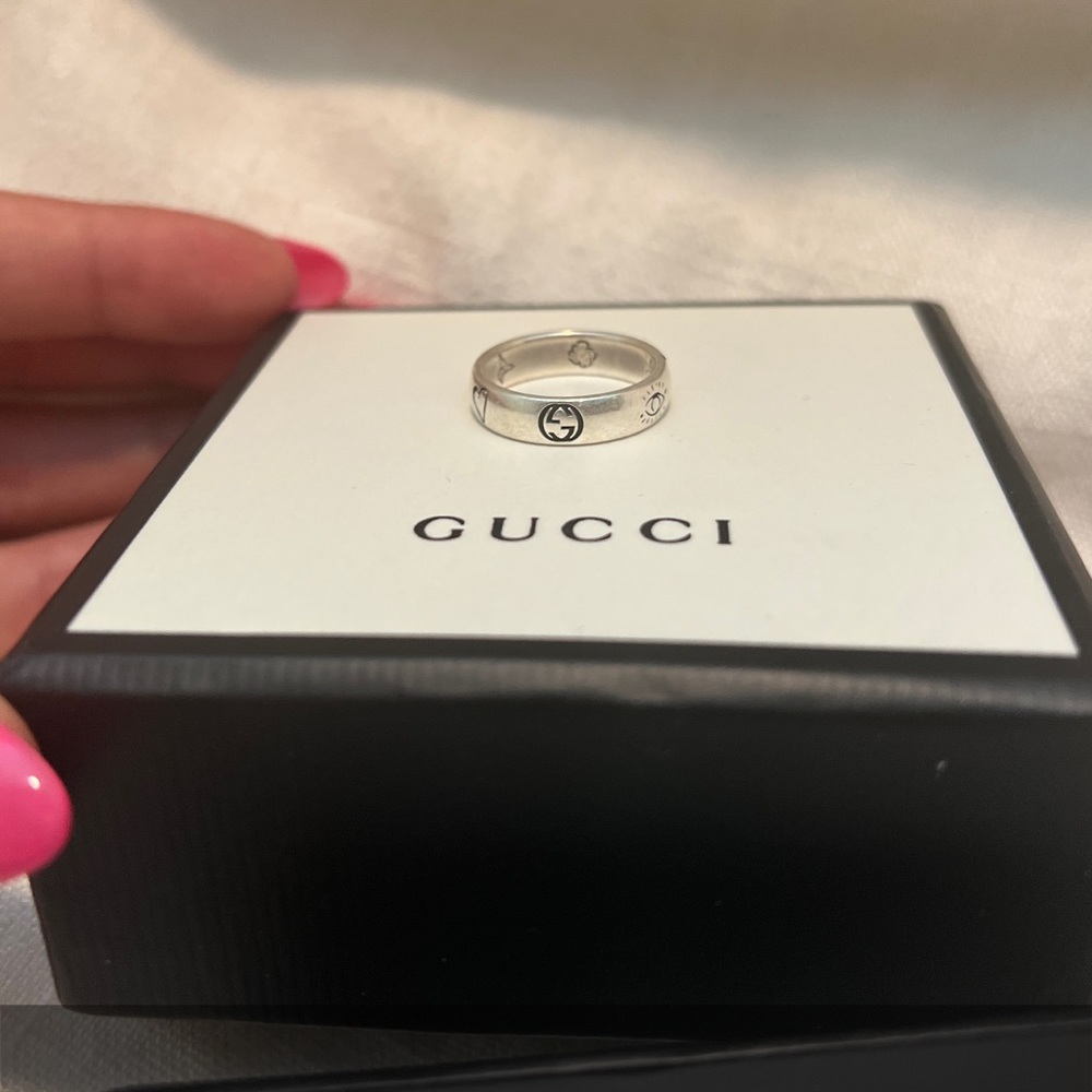Gucci Blind For Love Ring